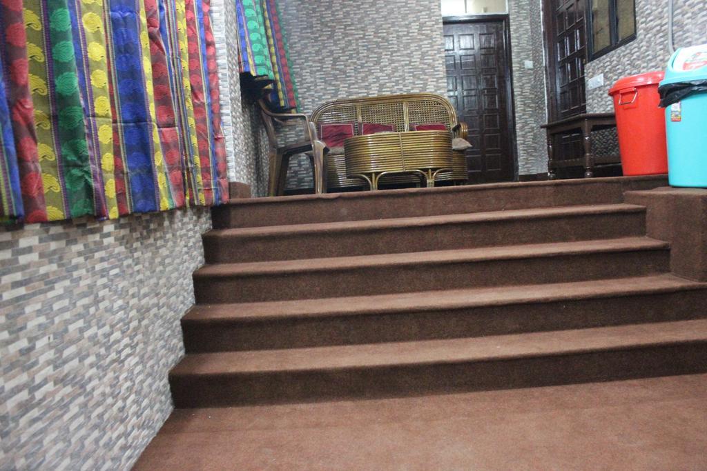Hotel Kanishka Waranasi Zewnętrze zdjęcie